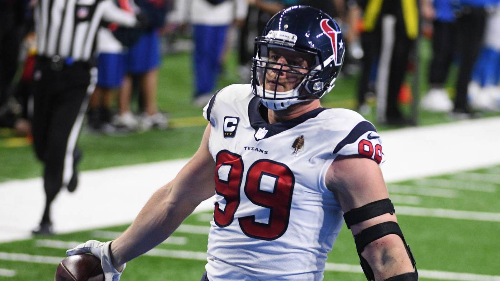 Packers can't afford to sign J.J. Watt? - Vimarsana News