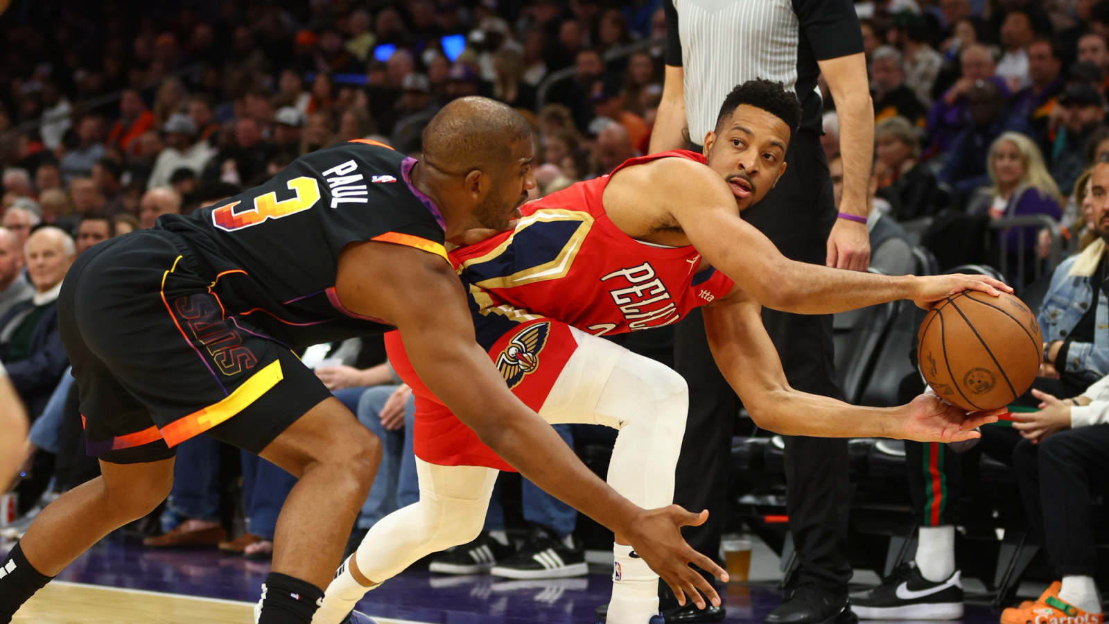 Hawks, CJ McCollum agree to one-year extension