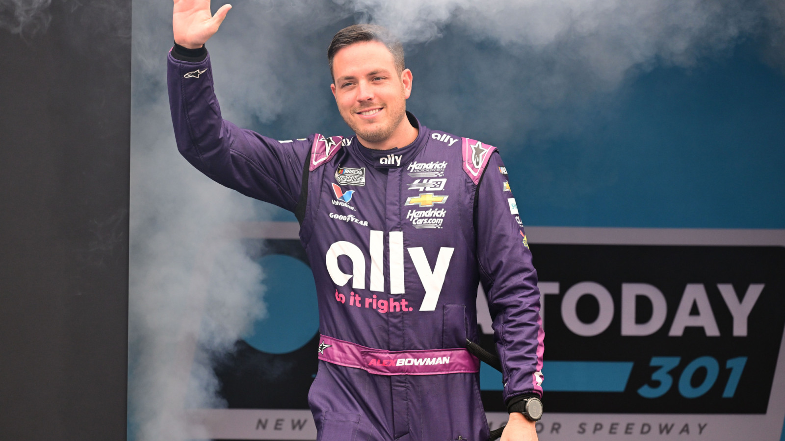 Alex Bowman, No. 48 team starting to turn up the wick at the right time Alex Bowman, No. 48 team starting to turn up the wick at the right time