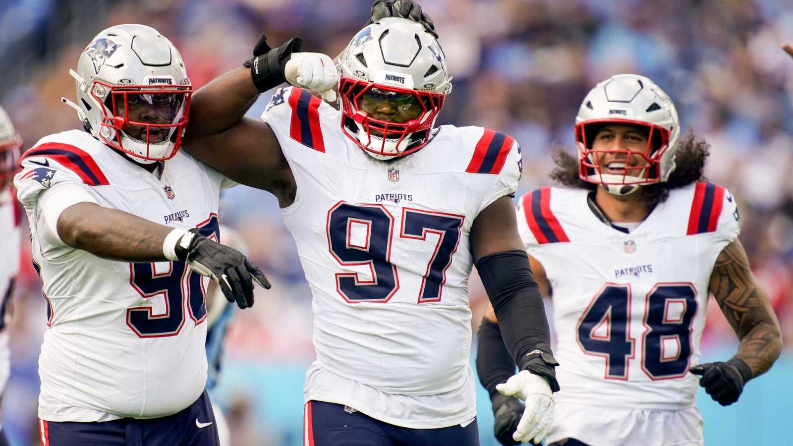https://www.yardbarker.com/media/6/b/6b43f28de9fdf6bd3cc931a1f2f6dfa255f37ad9/thumb_16x9/patriots-should-stay-afloat-amid-milton-williams.jpg?v=1