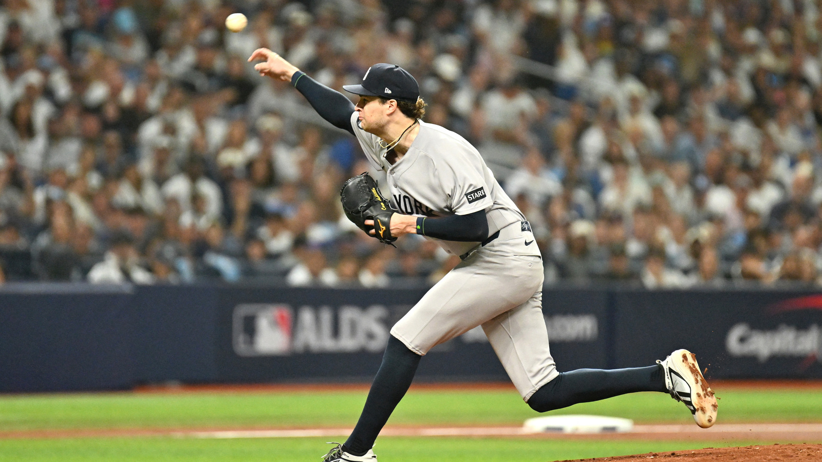 How Should the Yankees Build Their 2027 Roster?