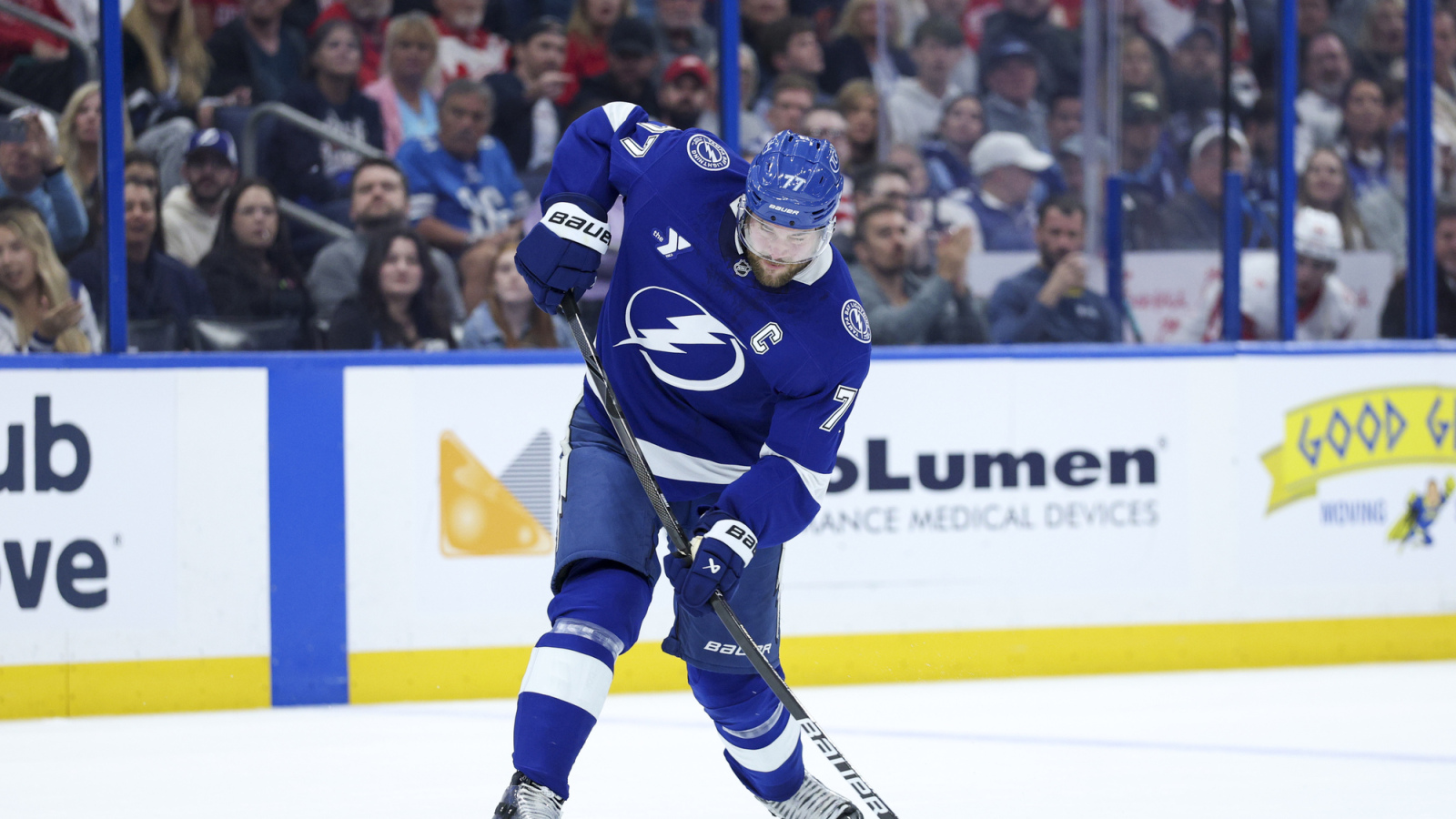 https://www.yardbarker.com/media/6/b/6be8bcfc35029ca0048ec975e06e2f9ddc93654b/thumb_16x9/mar-12-2026-tampa-florida-usa-tampa-bay-lightning.jpg?v=1