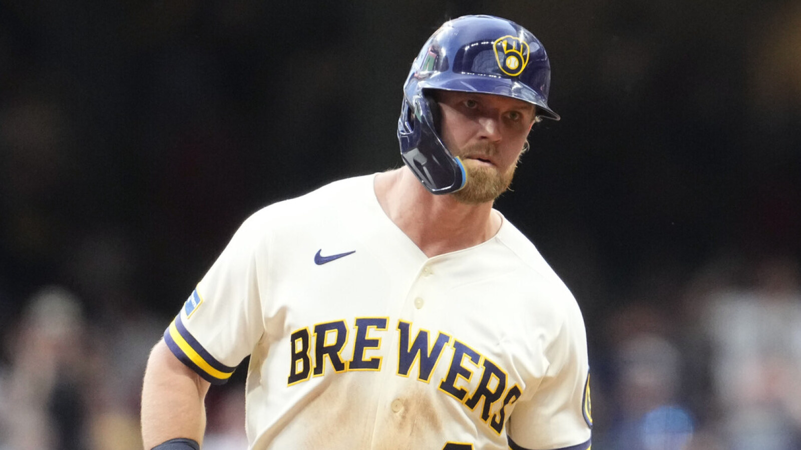 https://www.yardbarker.com/media/6/b/6bf2427bb005e8efd7d11b7e141c953b430e0f38/thumb_16x9/brewers-jake-bauers-making-strong-star-case.jpg?v=1