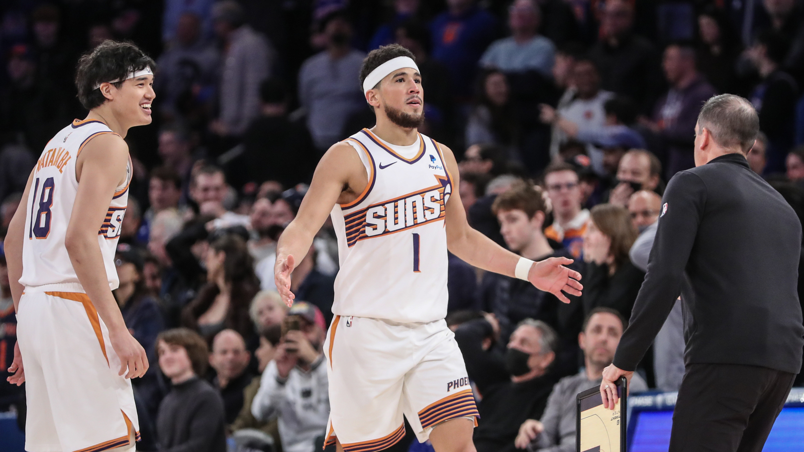 Devin Booker calls Western Conference Player of the Week a ‘team award’