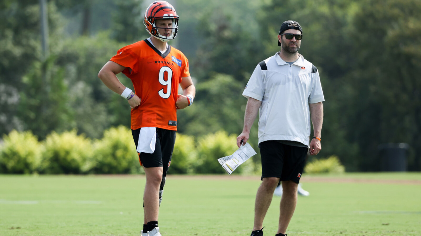 Dylan Buell/Getty Images Bengals Sign Free Agent Quarterback Ahead Of NFL Draft Originally posted on The Spun | By Daniel Bates | Last updated Apr 16, 2025 11:39 AM ET