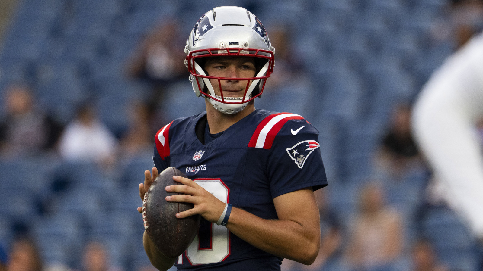 https://www.yardbarker.com/media/6/c/6c1df237bc2918ffe60ec71d184a150d7f032888/thumb_16x9/vikings-reportedly-pushed-hard-drake-maye-2024.jpg?v=1