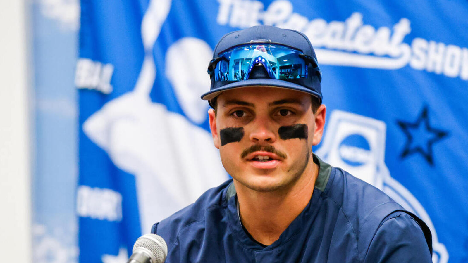https://www.yardbarker.com/media/6/c/6c2d7c3c4047f6a68d7788e0d3bbd54e2324fc48/thumb_16x9/arizona-completes-series-comeback-against-5-north.jpg?v=1