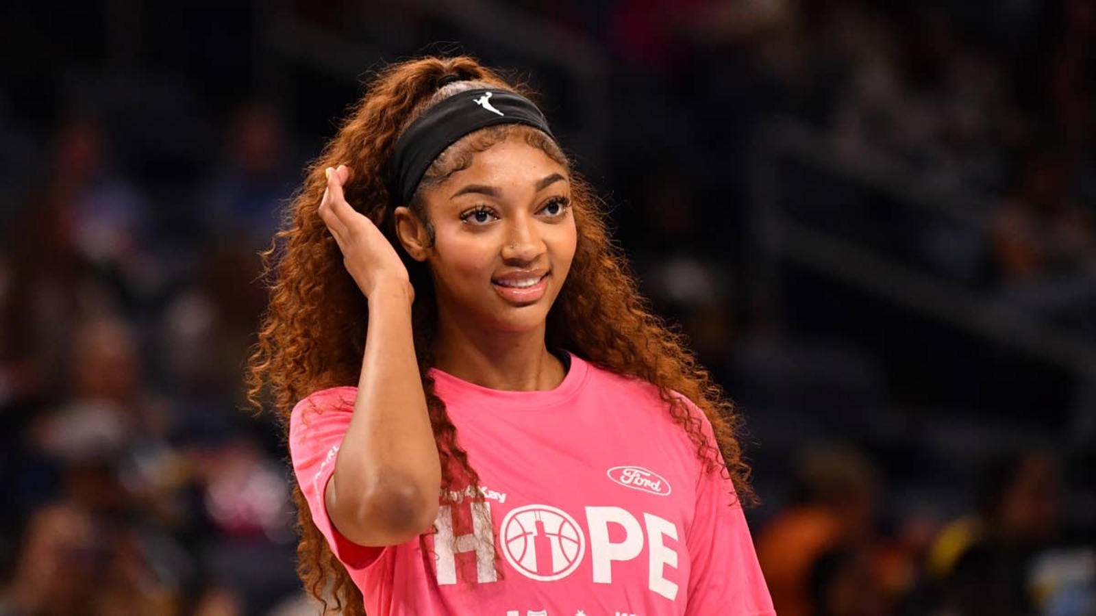 Angel Reese Draws Praise Over Move Outside WNBA | Yardbarker