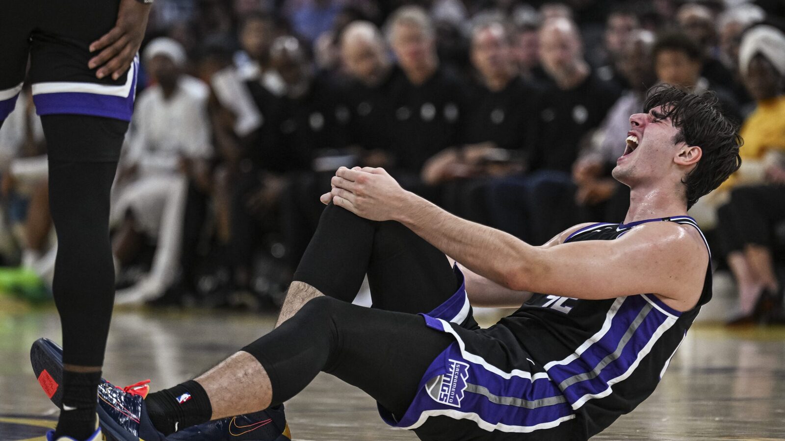 Kings’ Maxime Raynaud Avoids Major Knee Injury; Will Be Re-Evaluated In 2 Weeks