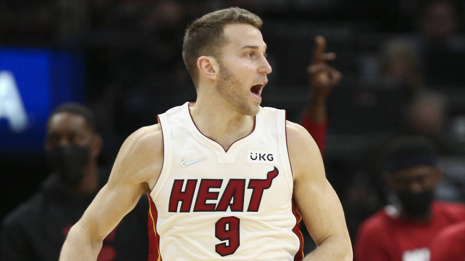 Real Desempleados ranura Former lottery pick Nik Stauskas to sign two-year contract with Celtics |  Yardbarker