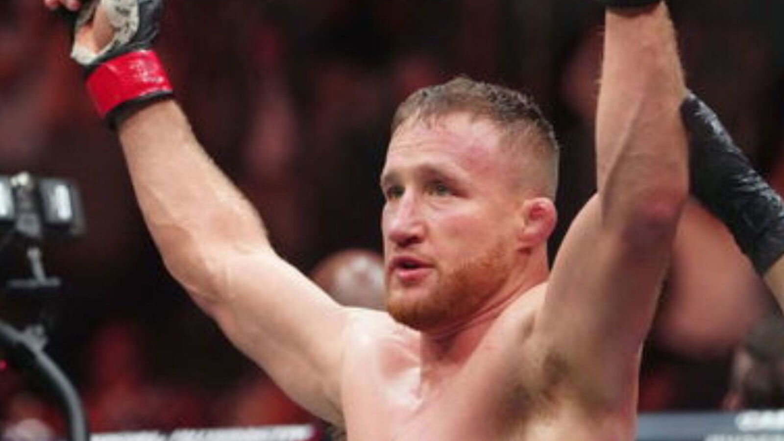 Justin Gaethje Gives Honest Return Timeline After Getting 'Rocked' Multiple Times at UFC 324