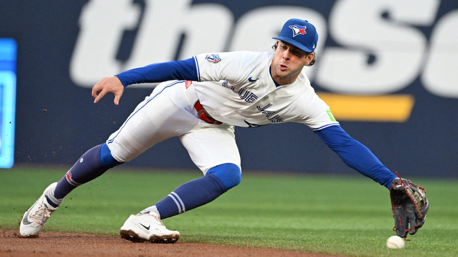Ernie Clement’s 2026 season was a tale of two halves | Yardbarker