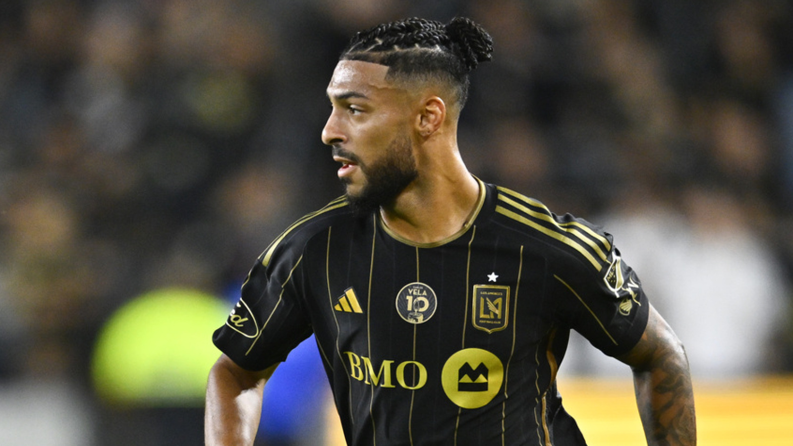https://www.yardbarker.com/media/6/d/6ddbc20bb0fa3ffe1a38b7a58fd41afa54bf7502/thumb_16x9/lafcs-denis-bouanga-makes-mls-history-help-son.jpg?v=2