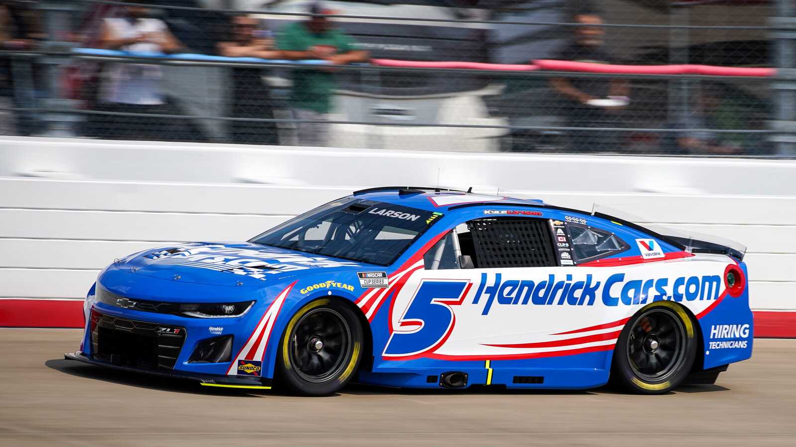 https://www.yardbarker.com/media/6/d/6dec1d1d0d0e3fcd1e18a71ac684c62a636bd361/thumb_16x9/nascar-firekeepers-casino-400-preview-favorite.jpg