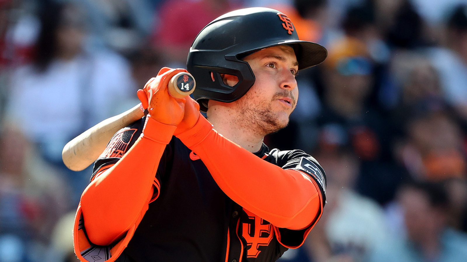 Giants catcher makes history in walk-off win over Phillies