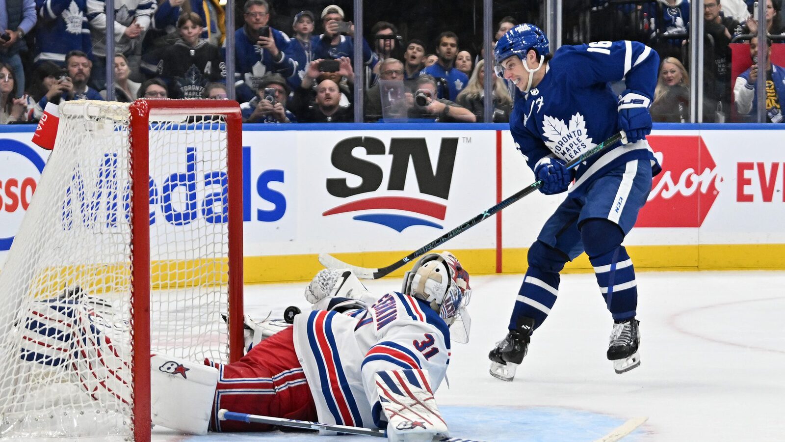 Best NHL Bets (Oct. 19) Expect a close game when Rangers visit Maple