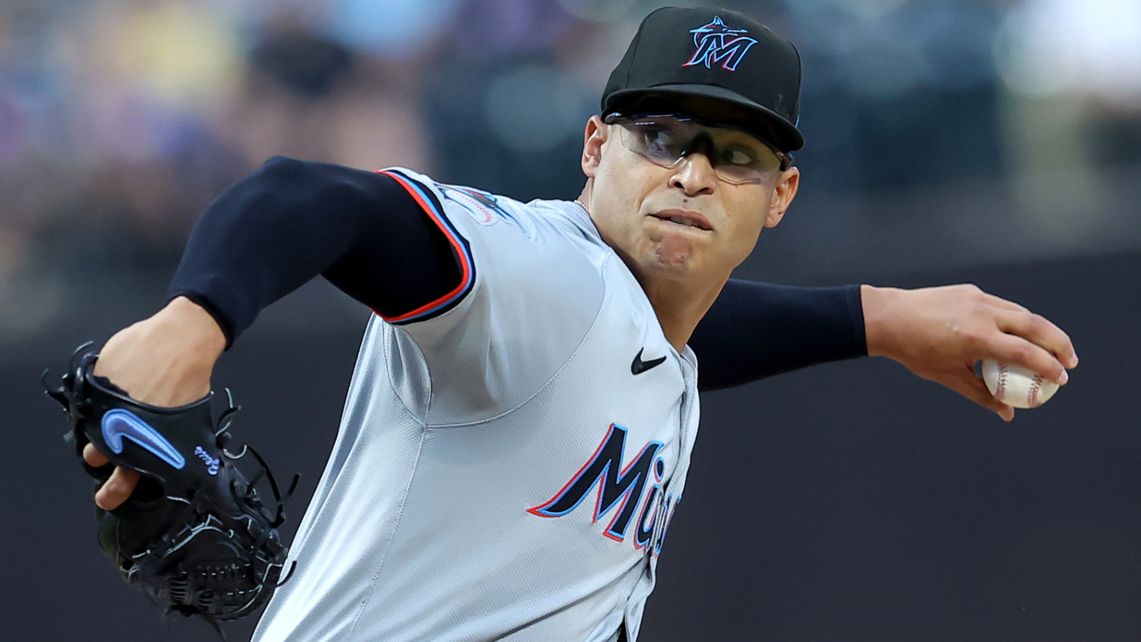 Marlins place potential trade chip on 15-day injured list | Yardbarker