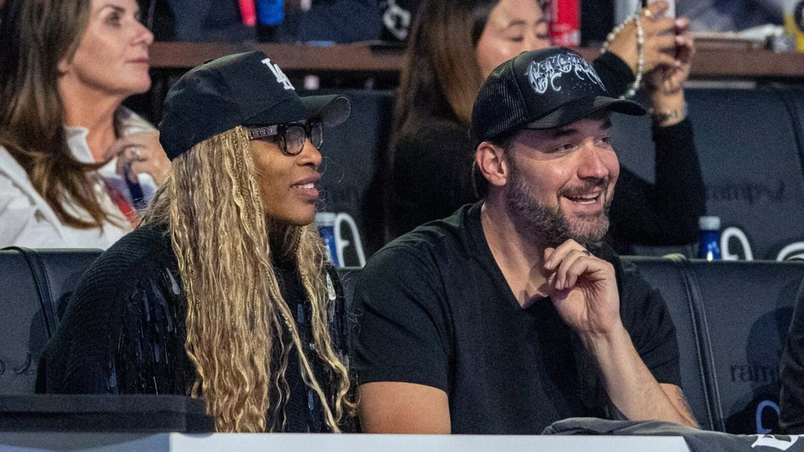 https://www.yardbarker.com/media/6/e/6e80d5e5bb29232c7bf3fdce797417db48b17569/thumb_16x9/28572240.jpg