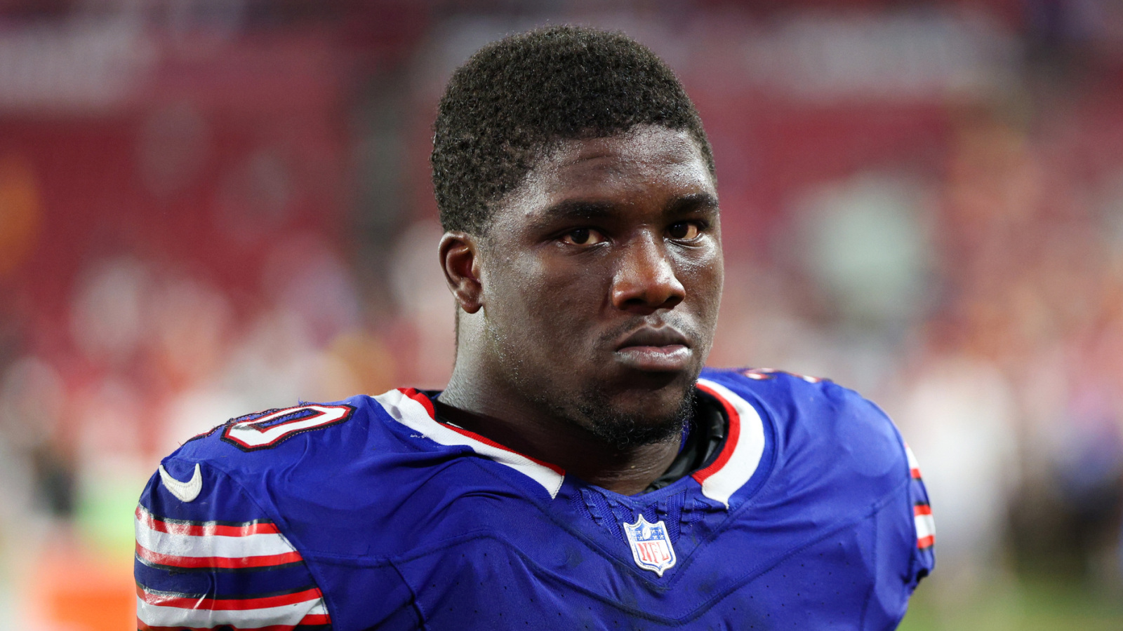 https://www.yardbarker.com/media/6/e/6e885fa7f701b7a3458d9e854b030069c496088b/thumb_16x9/bills-waive-son-nfl-legend-despite-impressive.jpg?v=1
