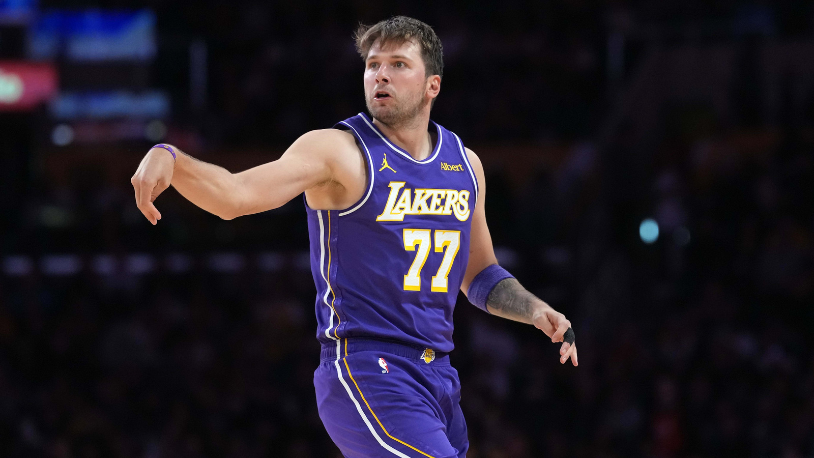 NBA Notes: Lakers, Luka Doncic, Bulls, Caleb Wilson, Heat