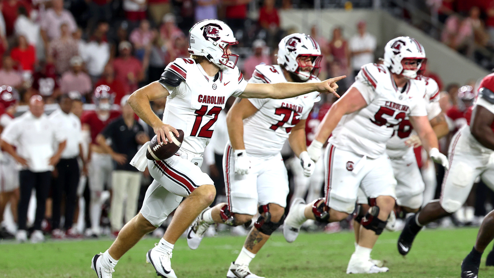 Photo: yardbarker.com South Carolina Prepares Backup QB Cutter Woods to Support LaNorris Sellers