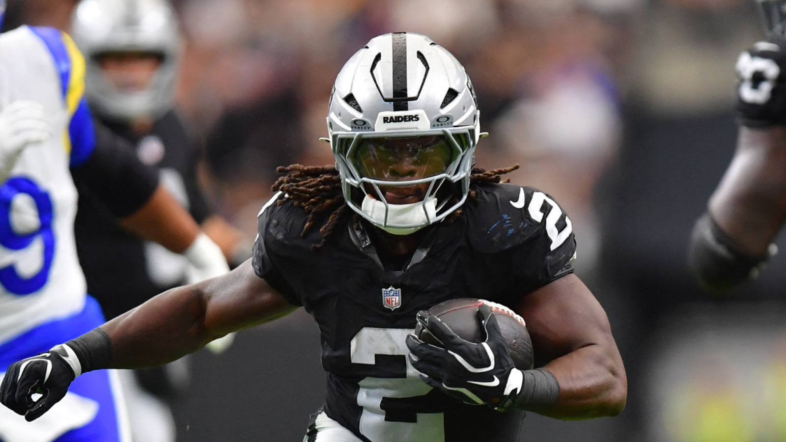 Raiders' Ashton Jeanty Critiques Jets Defense Ahead of Matchup