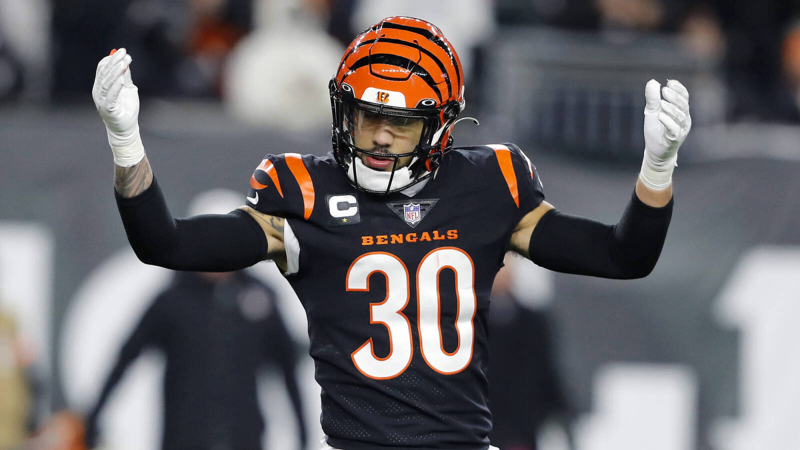 Bengals place franchise tag on Jessie Bates III - Vimarsana News