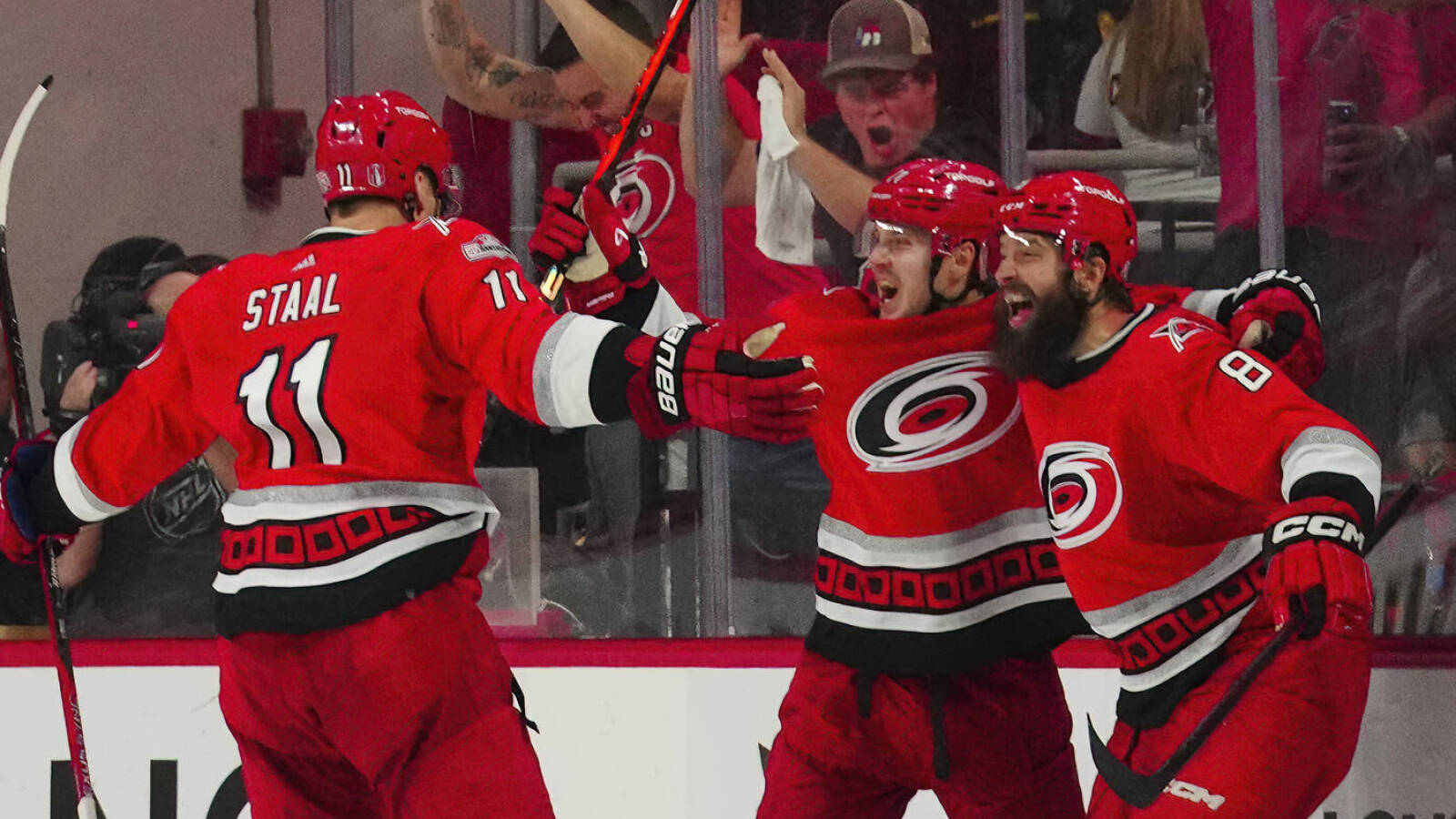 Canes top Isles, lose another key forward to injury Yardbarker