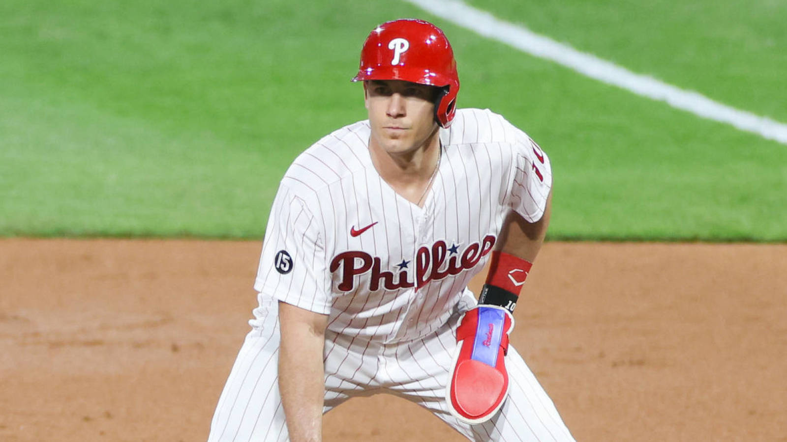 REPORT: J.T. Realmuto Re-Signing with Phillies on Five-Year Deal - Bleacher  Nation