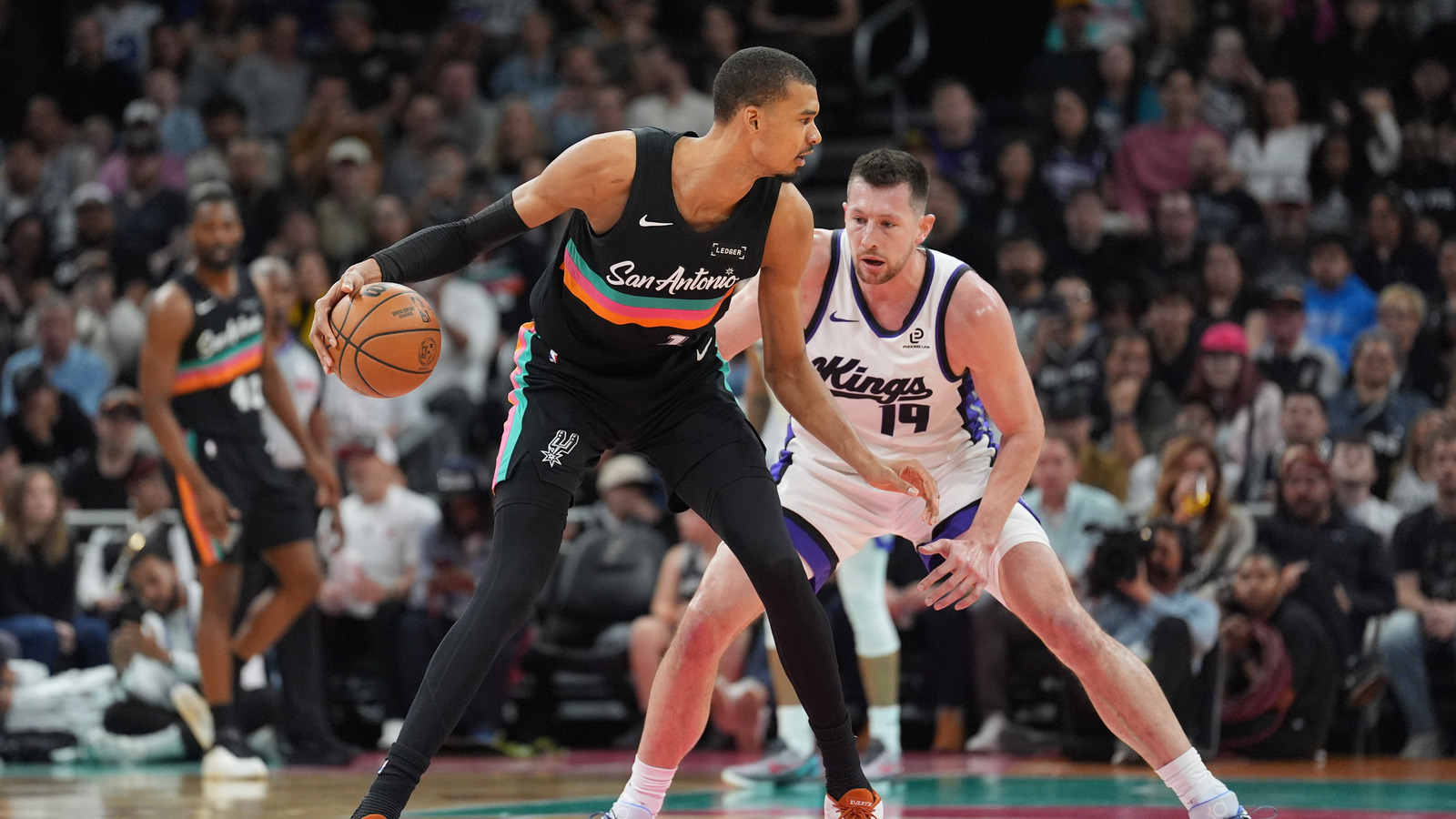 NBA Notes: Wembanyama eyes dunk contest, Jordan flashes back, Middleton ...