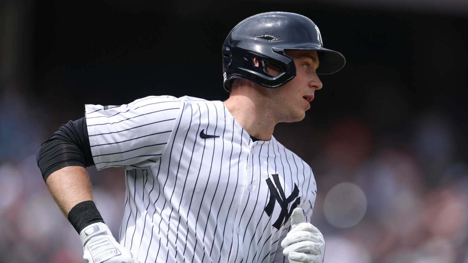 https://www.yardbarker.com/media/7/0/704382a378a047b9d50616eab578c14b41a89695/thumb_16x9/double-headed-monster-dh-yankees.jpg?v=1