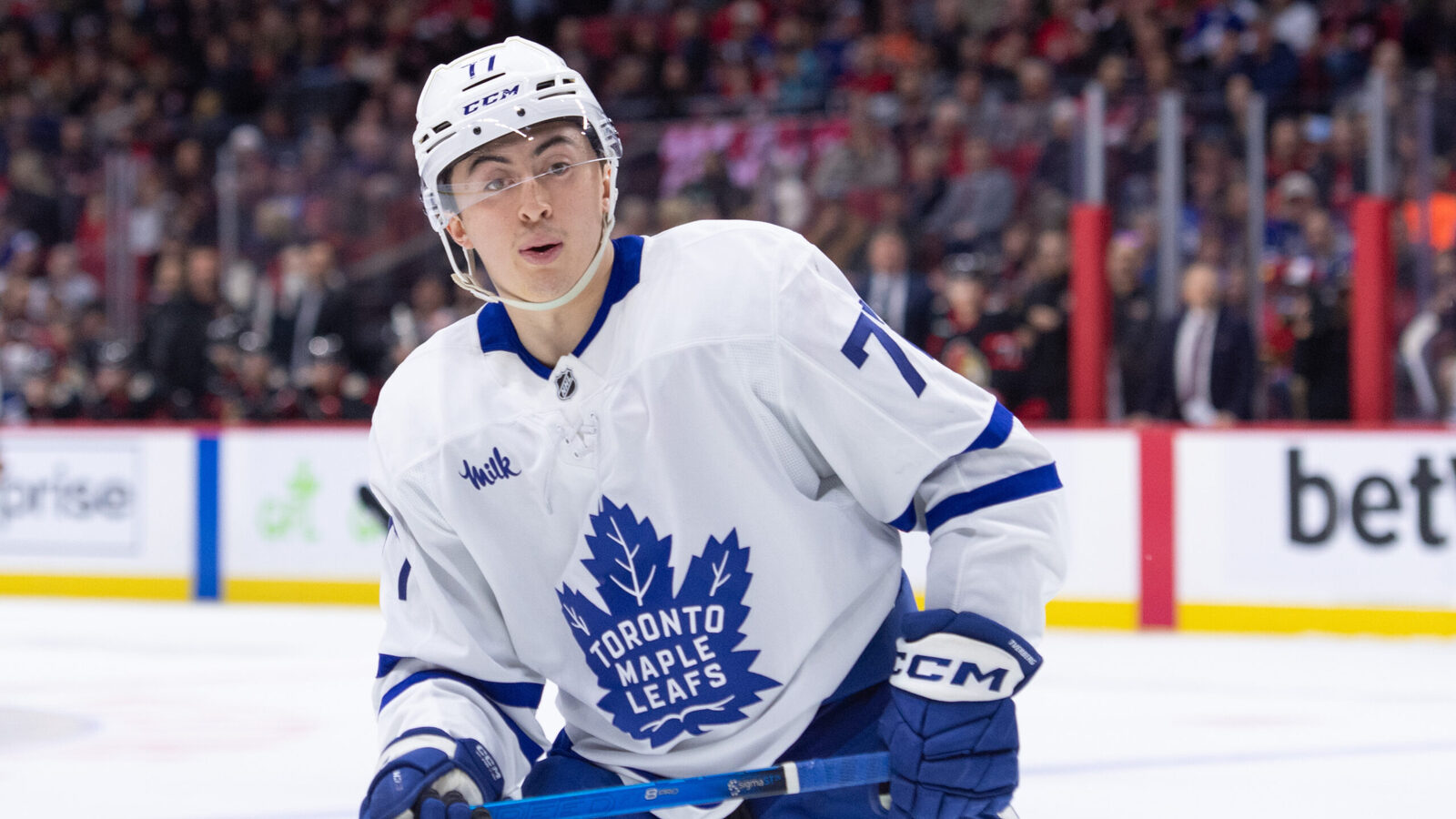 Ryan Tverberg reportedly signs 1-year, $850K extension with Maple Leafs