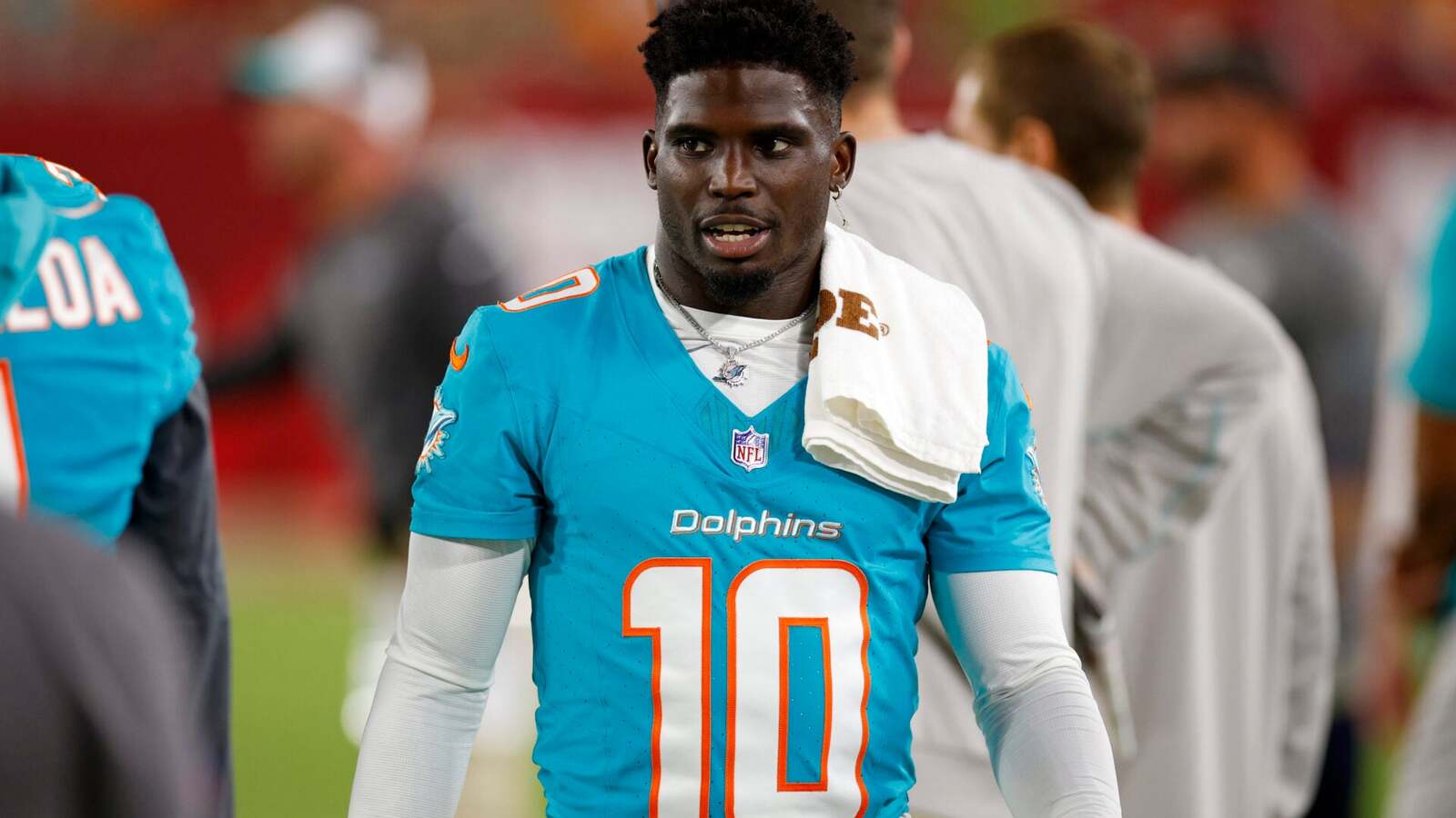 Tyreek Hill Responds to Claims of Friendship with NFL Scammer Daejon Love