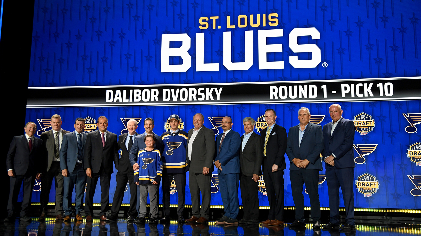 St. Louis Blues Draft Otto Stenberg 25th Overall Yardbarker