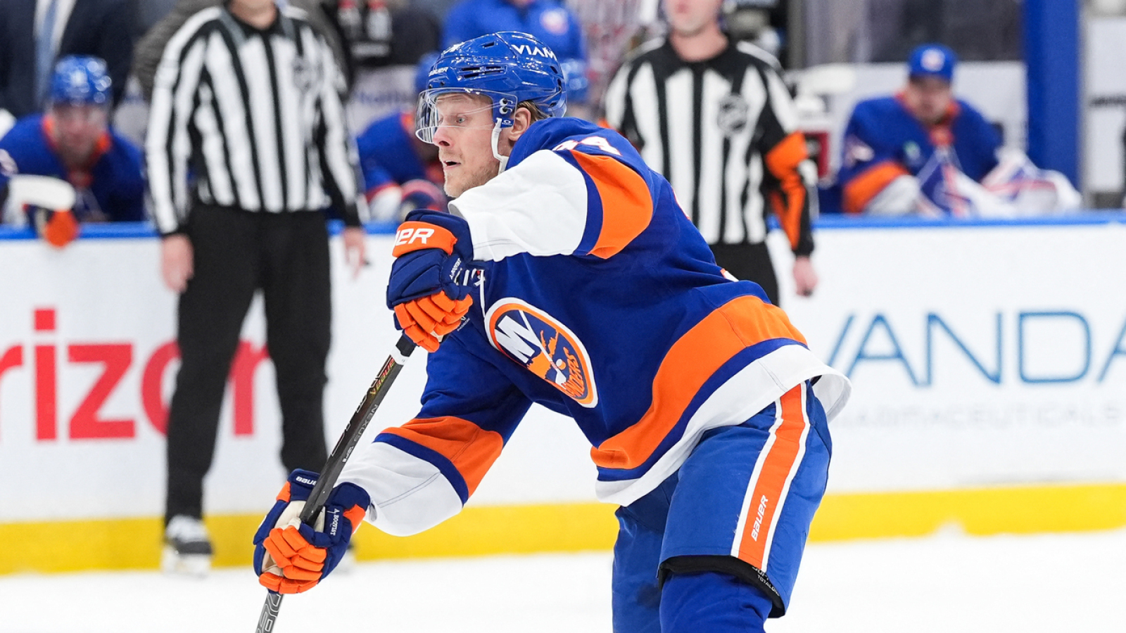 Adam Boqvist Signs In Switzerland