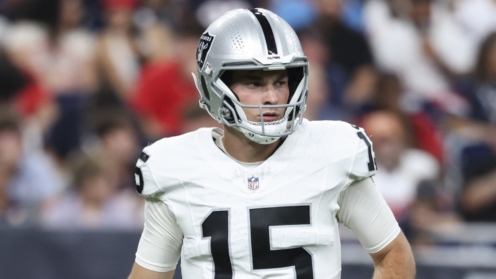 Klint Kubiak Discusses Raiders' Quarterback Situation Ahead of Season Opener