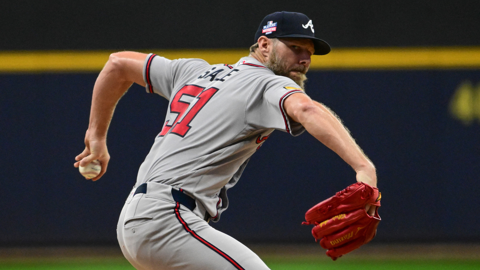 Chris Sale delivers complete-game shutout in Braves' sweep of Dodgers