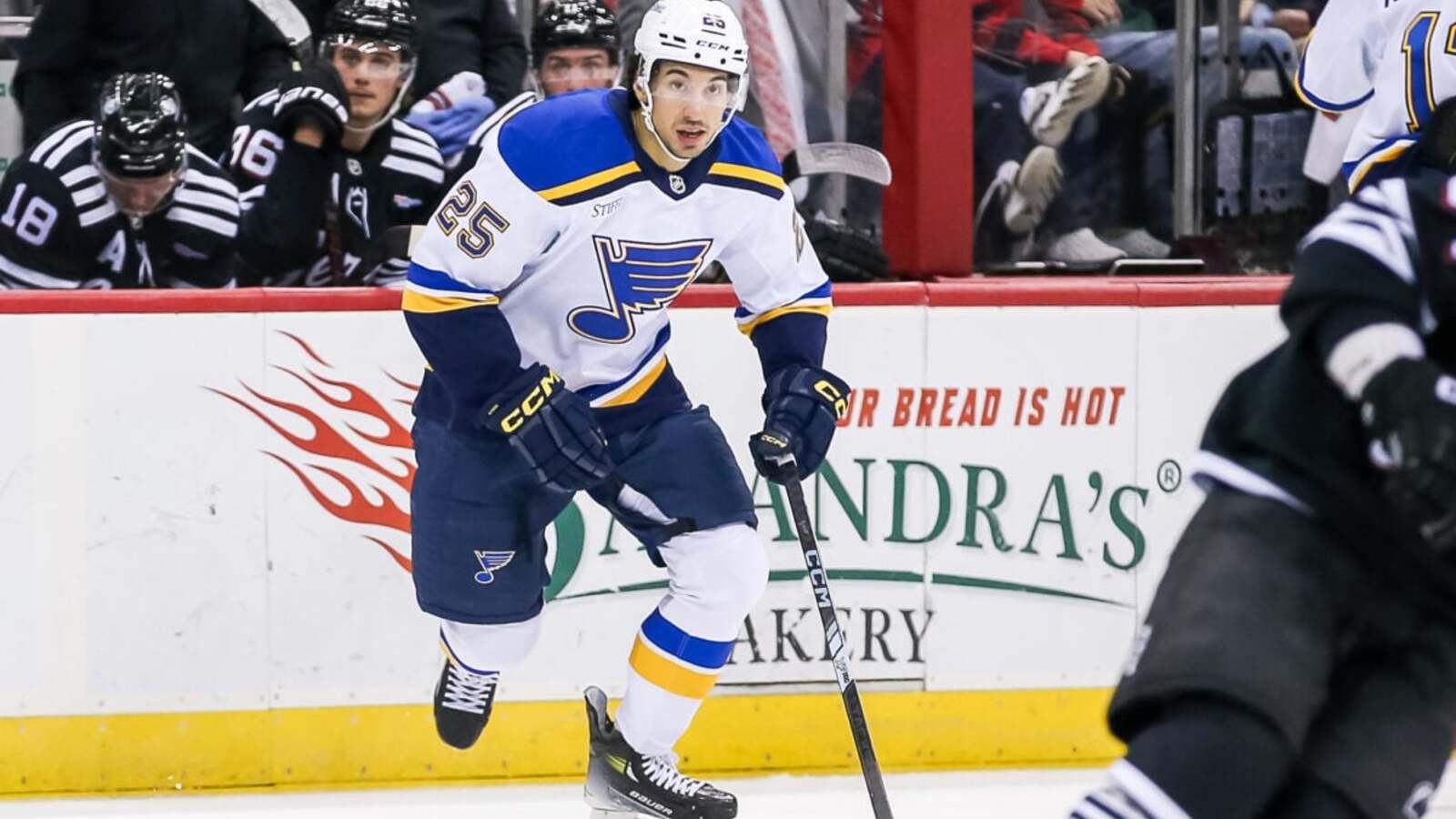 3 Top-Six Forwards the Oilers Could Trade For