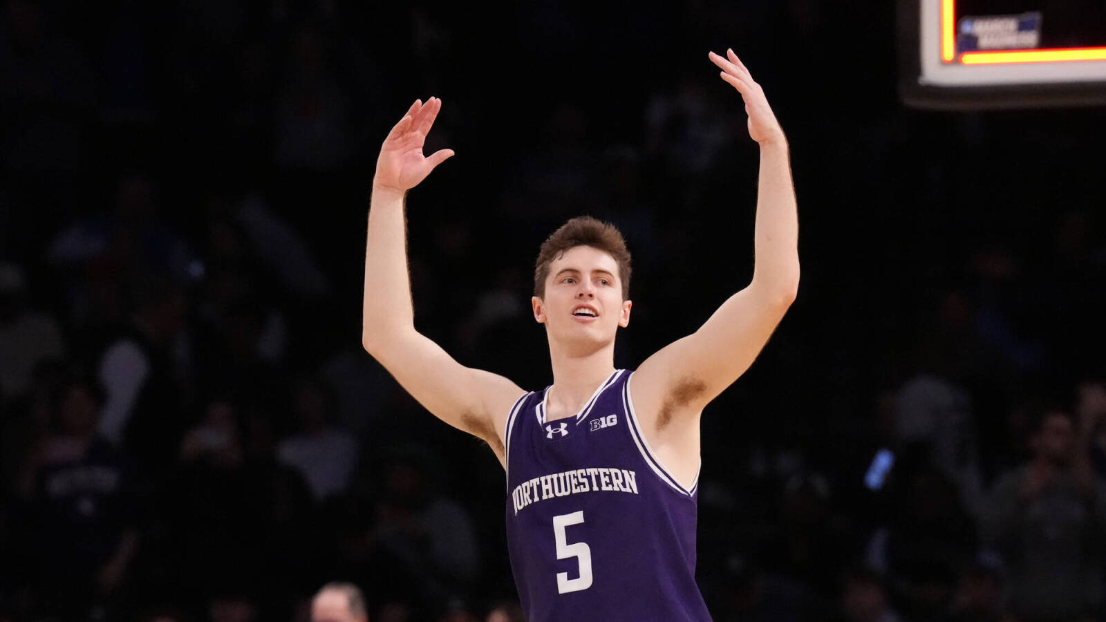 Watch: Northwestern guard catches fire in OT | Yardbarker
