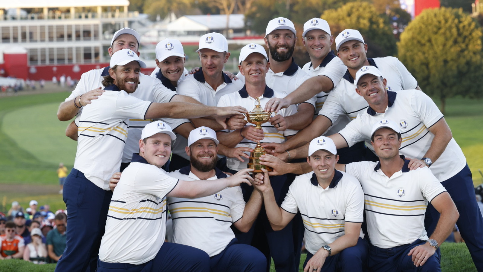 https://www.yardbarker.com/media/7/1/71b0d61a9a4550b82a757bbc8c9181778c85abfe/thumb_16x9/americans-fail-defend-home-soil-ryder-cup-loss.jpg?v=1