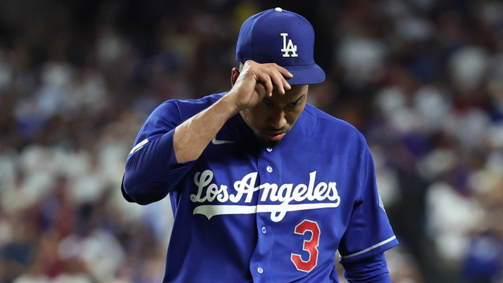 https://www.yardbarker.com/media/7/1/71c3ae72ecd3e66ae03e3285a901a874fd3ddc7d/thumb_16x9/dodgers-cannot-rely-on-edwin-diaz-three-peat.jpg?v=1