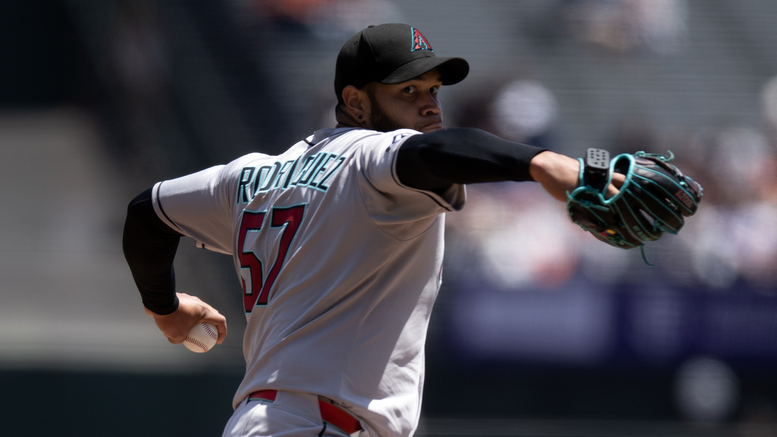 https://www.yardbarker.com/media/7/1/71e33ebd3a30653ae66ea87ebfa49ddfe3521266/thumb_16x9/diamondbacks-place-eduardo-rodrguez-on-il.jpg