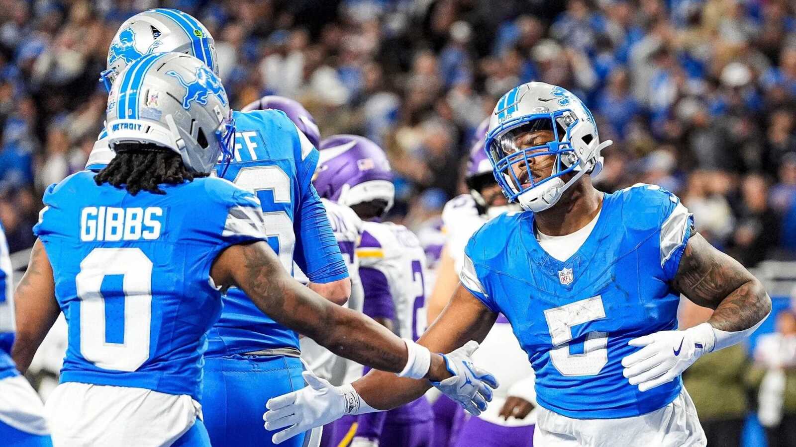 https://www.yardbarker.com/media/7/1/71ecec2ee65f18a86c2bebf7b5008991deb2e5a4/thumb_16x9/lions-backfield-fare-trade-left-montgomery-sick.jpg?v=1