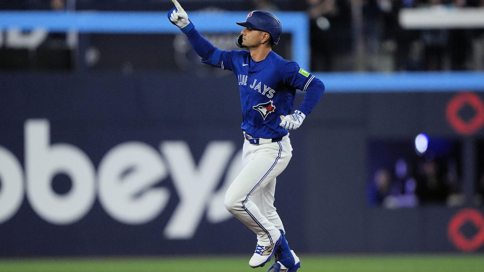 Andres Gimenez is quietly swinging a hot bat for the Blue Jays