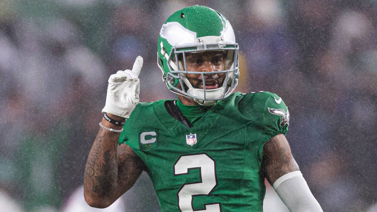 Darius Slay credits one figure for keeping him with Eagles - Vimarsana News