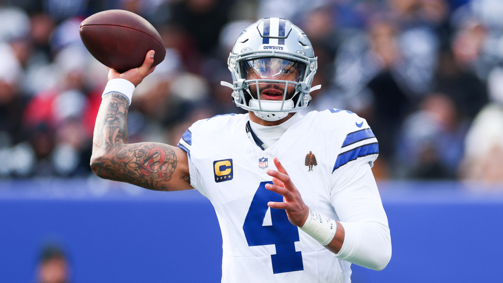 https://www.yardbarker.com/media/7/2/72ca7a1eca1f256f4644884ba1f1ca605099cde9/thumb_16x9/cowboys-generating-early-hype-international-game.jpg?v=1