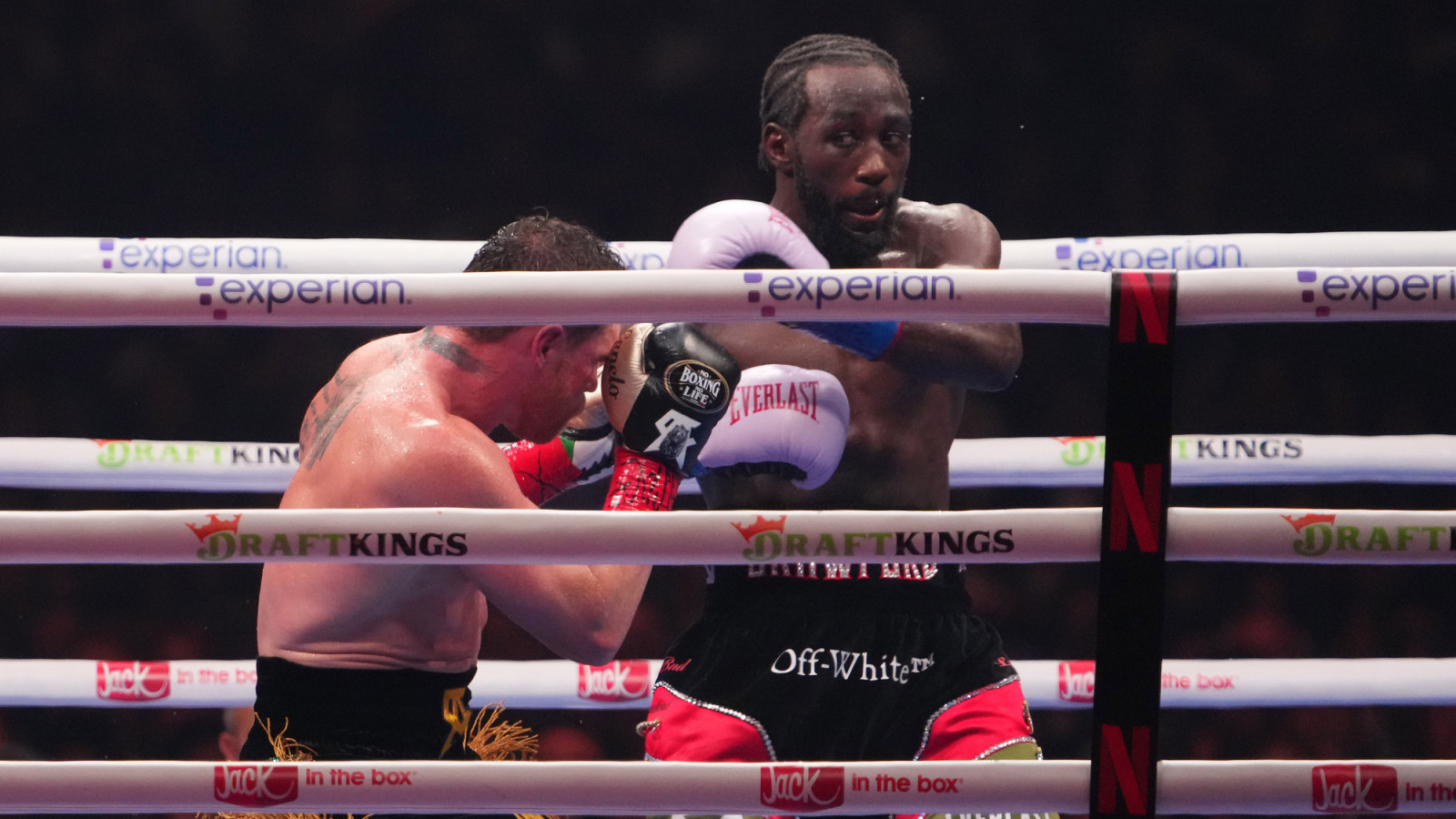 Crawford’s ‘Injury’ Exposes Canelo’s Skill Level | Yardbarker