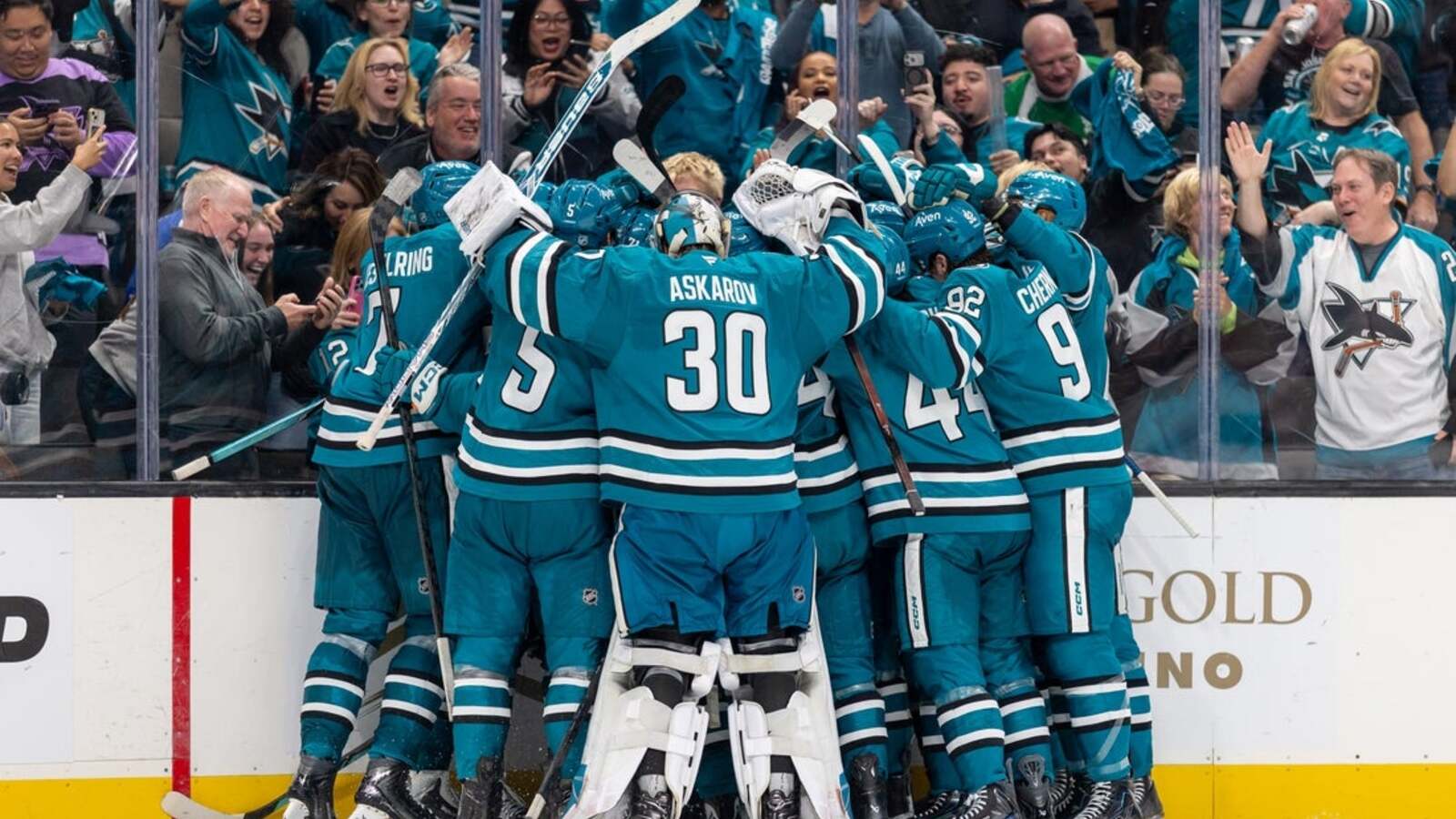 Sharks push for more early-season success against Kings
