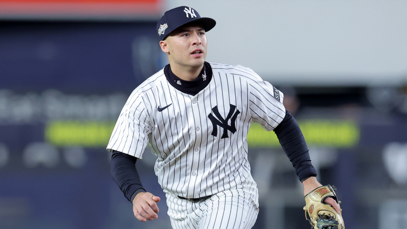 https://www.yardbarker.com/media/7/4/7412b3beff503b2a463bf726db5d6e31d94523bb/thumb_16x9/yankees-share-big-anthony-volpe-injury-update.jpg?v=1