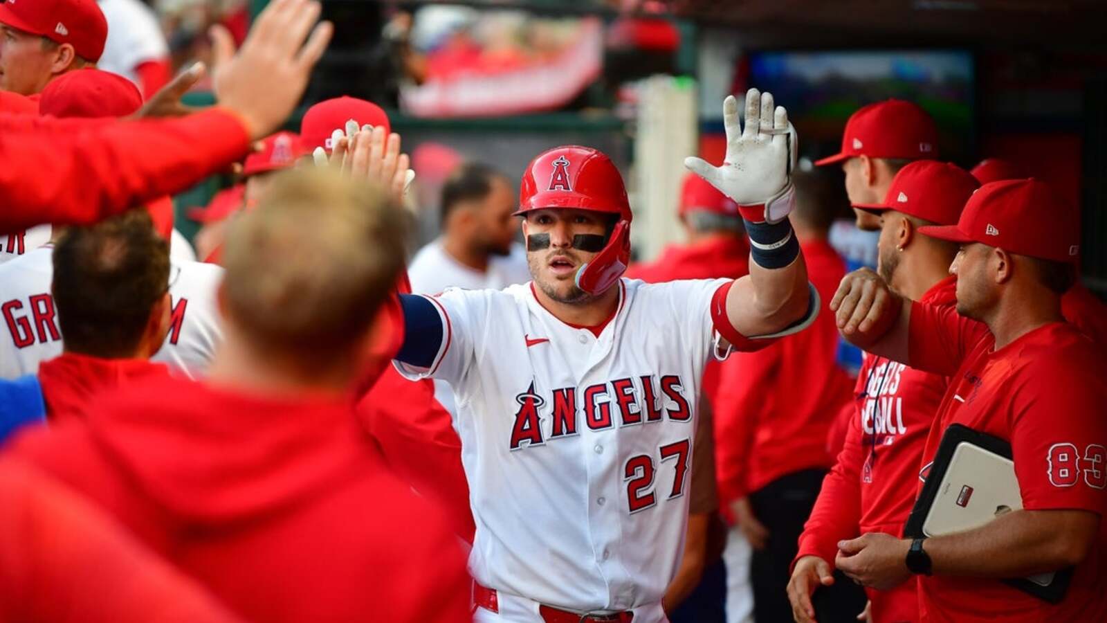 Mike Trout moves up HR list as Angels down White Sox | Yardbarker